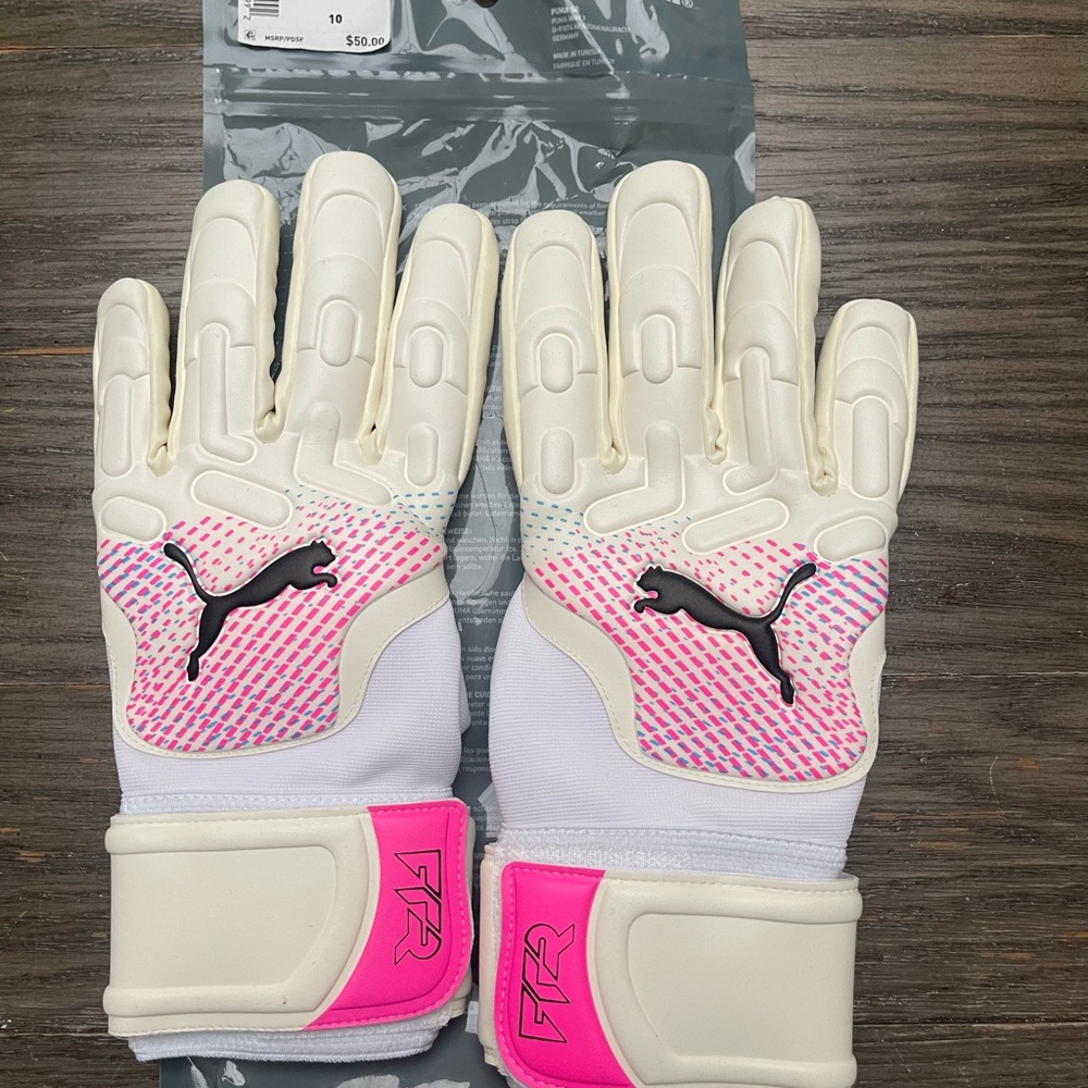 NEW Puma White and Pink Goalkeeper Gloves with Secure Fit and Inseam Cut